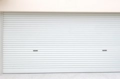 金順門業(yè)-煙臺卷簾門調(diào)試時(shí)應(yīng)注意哪些事項(xiàng)